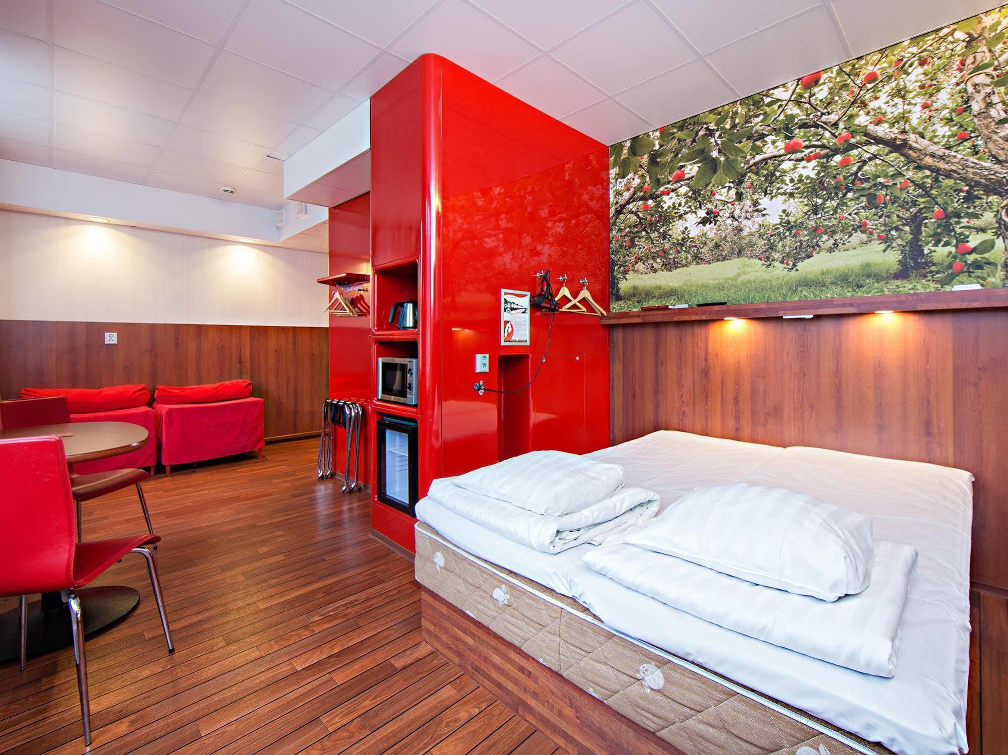 Omena Hotel Tampere Exterior photo